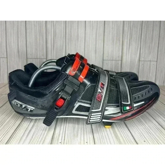 DMT Impact Black Cycling Shoes Boots Road Bike Spin Class 3-Bolt Men's EU 46 - Picture 1 of 14